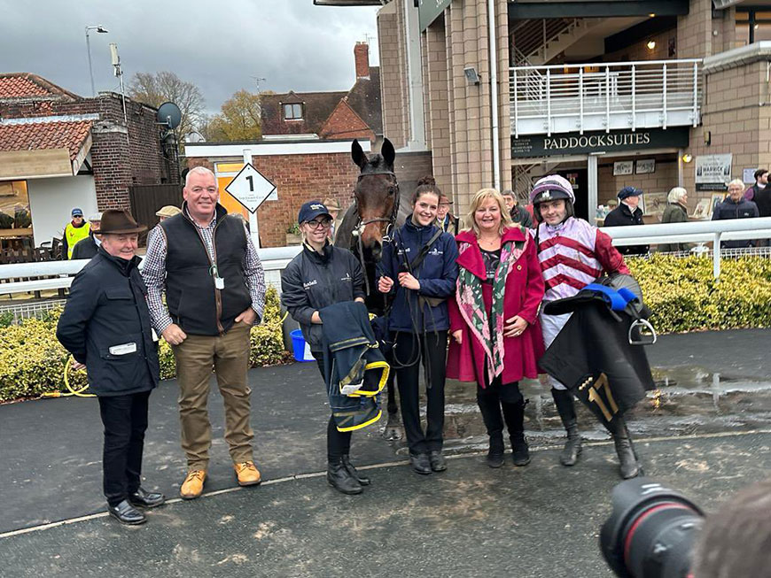 Walk Of No Shame gets up to win at Warwick | Race Updates | O'Neill Racing