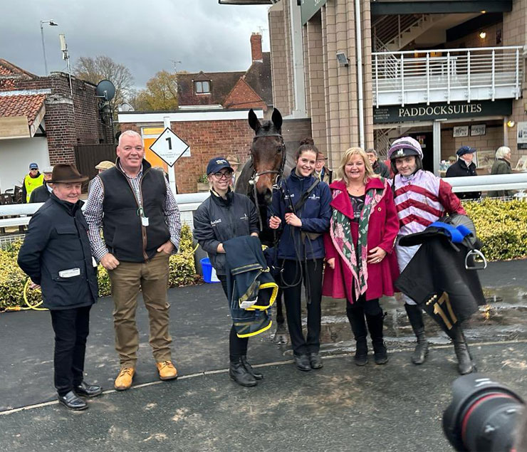 O'Neill Racing - Walk Of No Shame gets up to win at Warwick