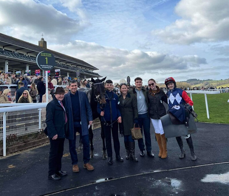 O'Neill Racing - Dollar Bae wins the feature at Chepstow