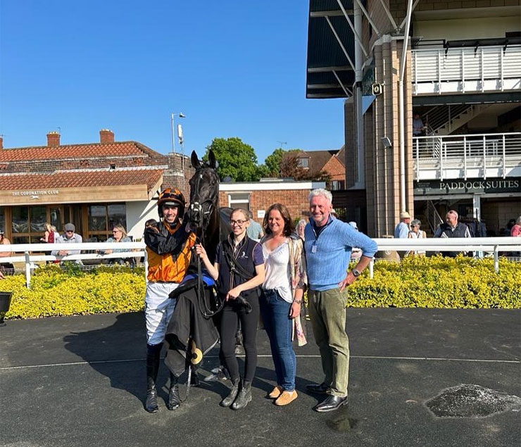 O'Neill Racing - Biowavego back to winning ways at Warwick