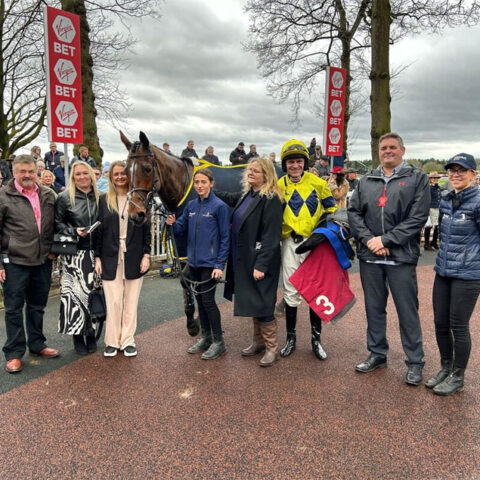 Regal Blue wins at Haydock - O'Neill Racing