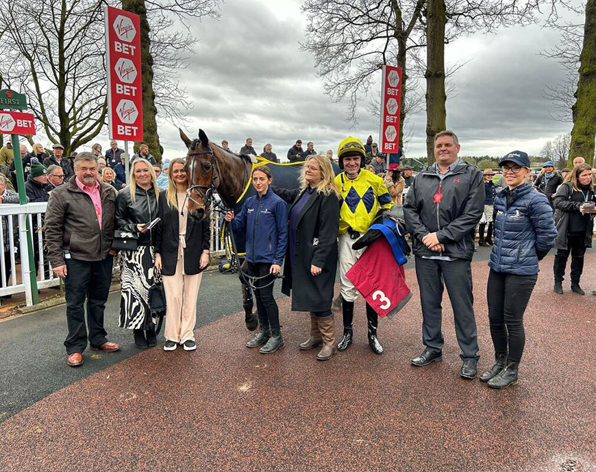 Regal Blue wins at Haydock | Race Updates | O'Neill Racing