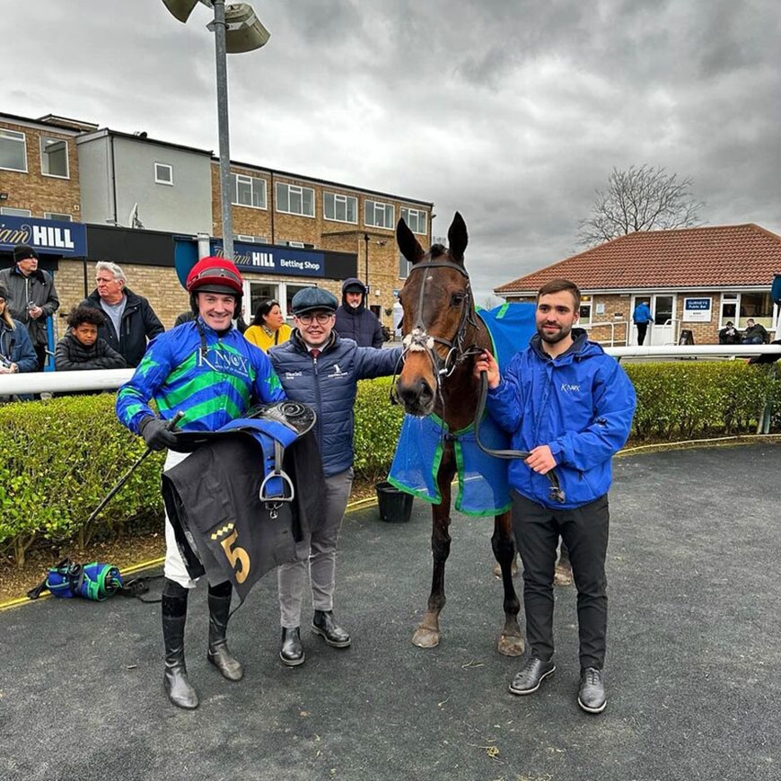 Ruler Legend breaks his duck at Huntingdon | Race Updates | O'Neill Racing