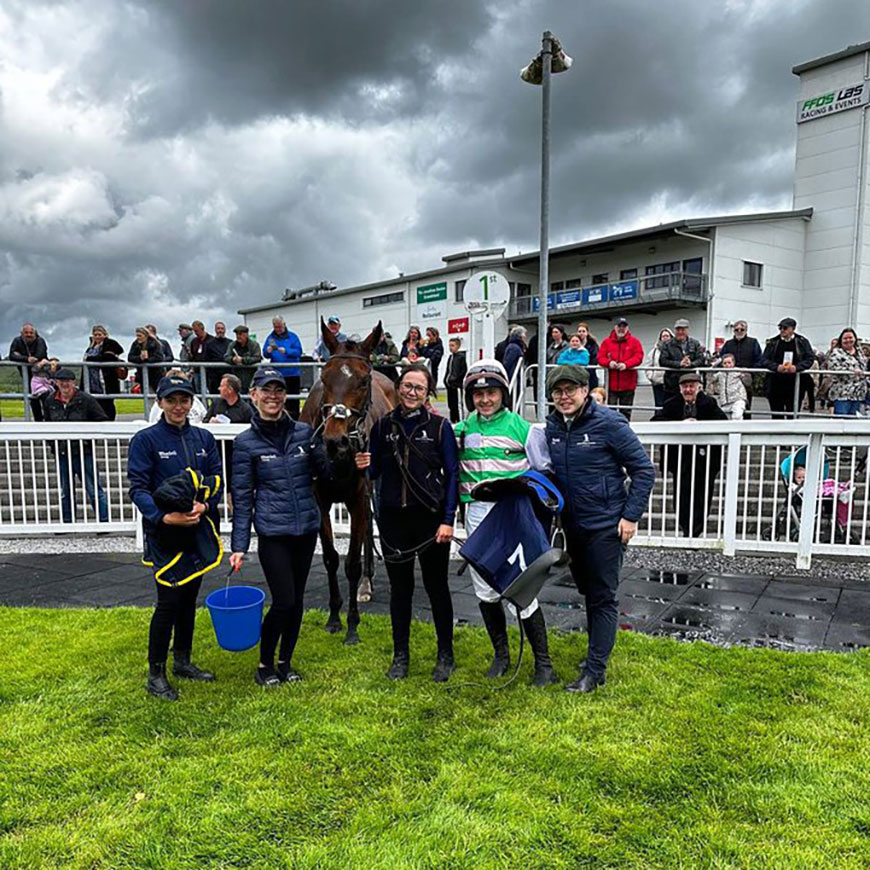 Bob Bob Ricard breaks his duck at Ffos Las | Race Updates | O'Neill Racing