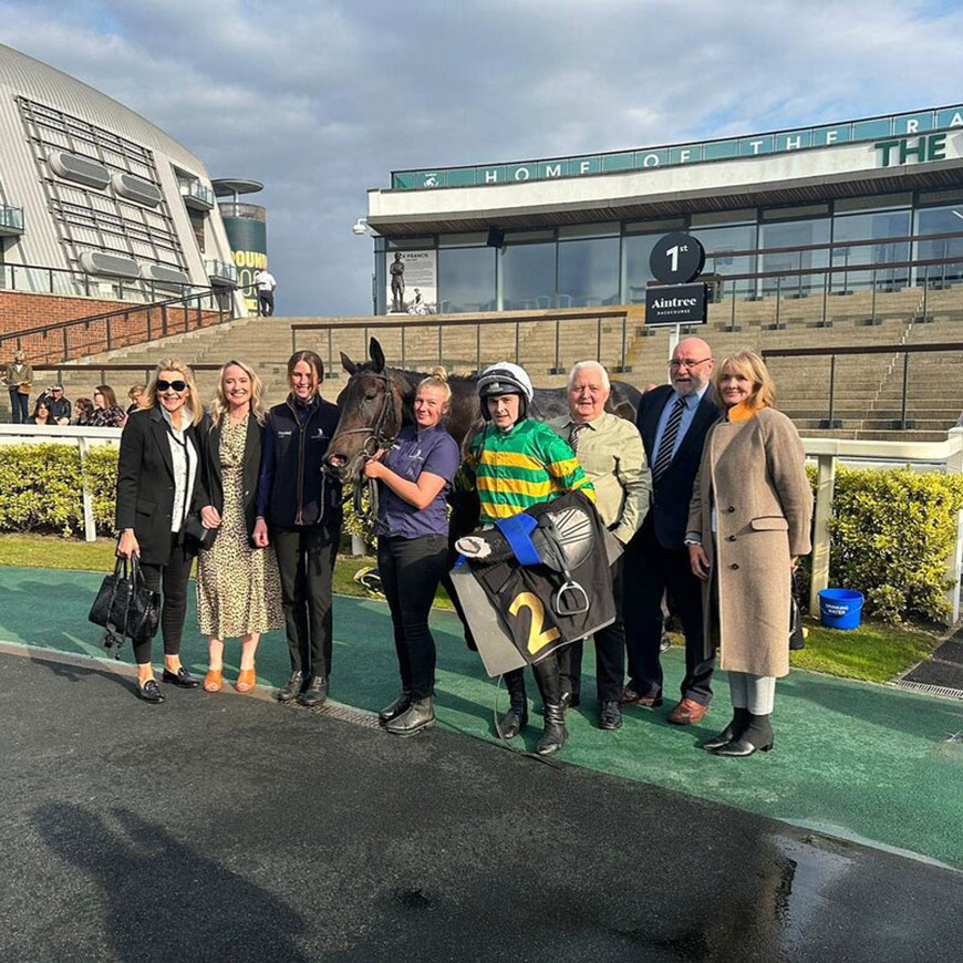 La Domoniale digs deep to win at Aintree | Race Updates | O'Neill Racing