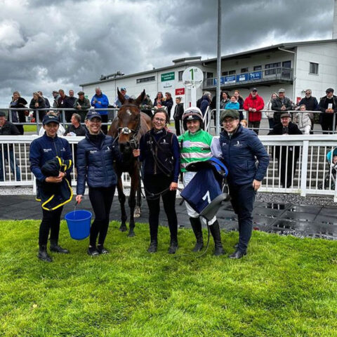 Bob Bob Ricard breaks his duck at Ffos Las - O'Neill Racing