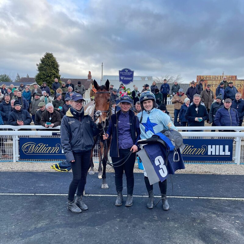 blue-shark-wetherby_orig - O'Neill Racing  - O'Neill Racing