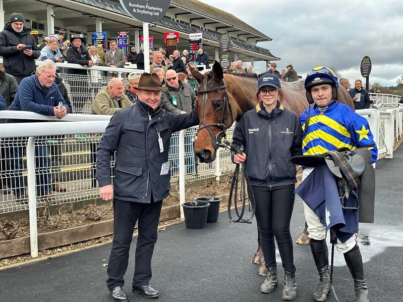 inch-house-chepstow - O'Neill Racing  - O'Neill Racing