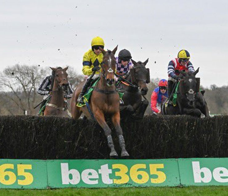 O'Neill Racing - Regal Blue loves the mud at Uttoxeter