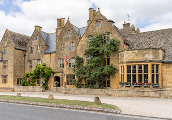 O'Neill Racing | Contact Us | Place to Stay | The Lygon Arms