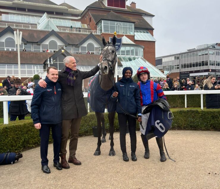 O'Neill Racing - Peso gets off the mark in style at Newbury