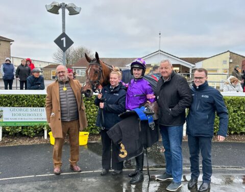 Collectors Item wins Somerset National at Wincanton - O'Neill Racing