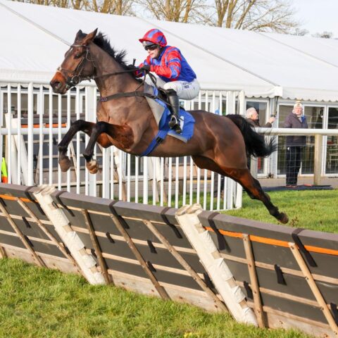 We’re Red And Blue makes it a Valentine’s double at Kelso - O'Neill Racing
