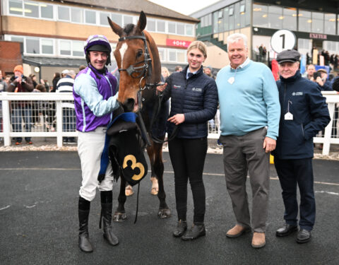 Yes Day wins feature at Exeter - O'Neill Racing
