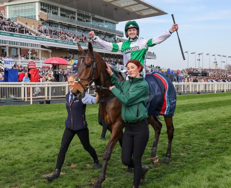 Wellington Arch wins the William Hill Handicap Hurdle at Aintree - O'Neill Racing