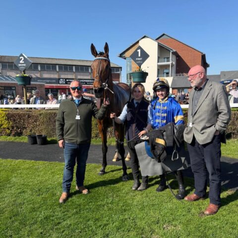 Mt Fugi Park gets off the mark over fences at Carlisle - O'Neill Racing