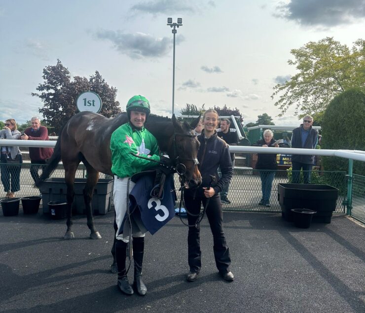 O'Neill Racing - Don Virginia gets off the mark in style at Southwell