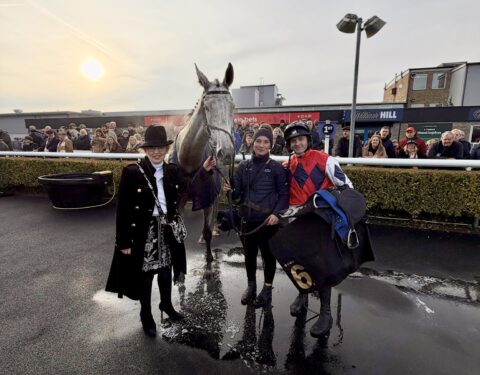 Impatient back to winning ways at Huntingdon - O'Neill Racing