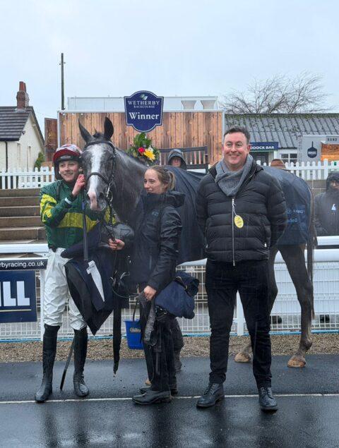Clondaw Royale wins at Wetherby - O'Neill Racing