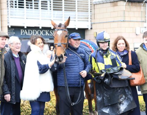 Mr Griffiths gives Freddie Robson his first win - O'Neill Racing