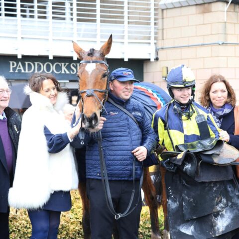 Mr Griffiths gives Freddie Robson his first win - O'Neill Racing