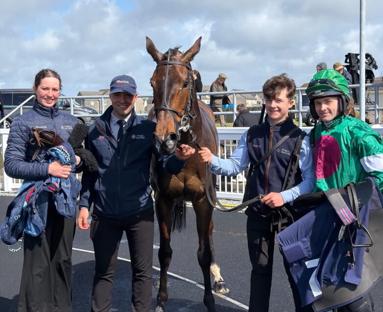 Camshaft lands first victory at Ffos Las - O'Neill Racing