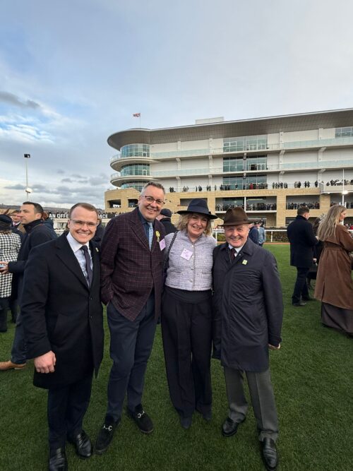 a74ac1a1-de9a-4ab8-a871-8a7bc16236db