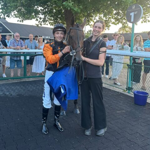 Cancelled wins on the flat at Leicester - O'Neill Racing